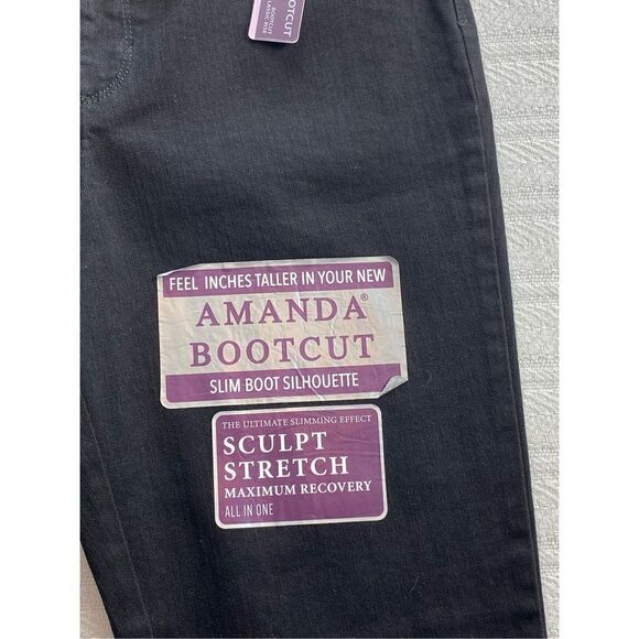 Gloria Vanderbilt 12 Amanda BootCut Classic Rise Black Jeans - Picture 3 of 9